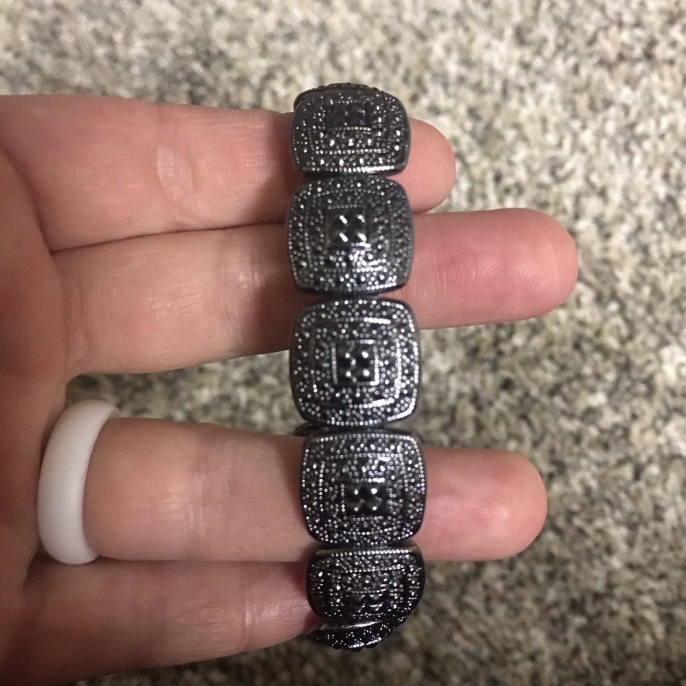 Gun metal stretchy bracelet NEW nickel free
